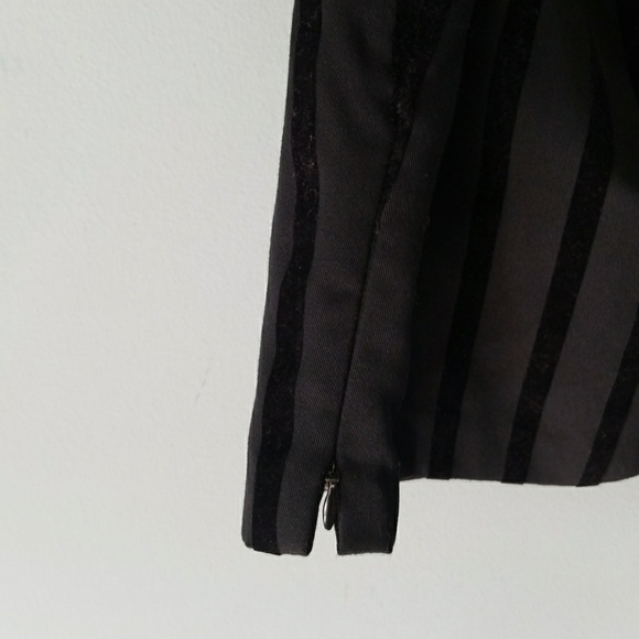 Vintage 90's piece black with black velour stripes - Picture 4 of 5